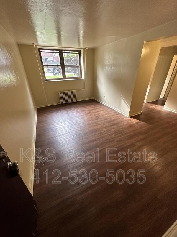 Building Photo - 121 Mt Lebanon Blvd