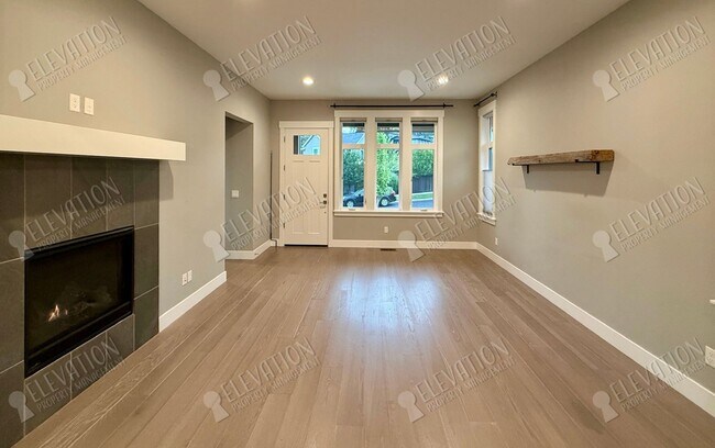 Building Photo - 62707 NW Mehama Dr