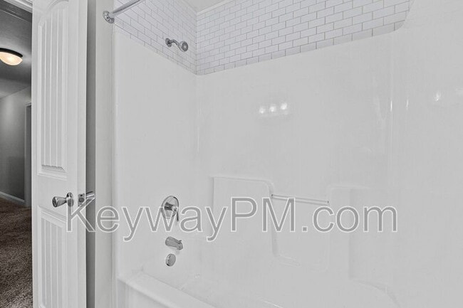 Building Photo - 1132 Sierra Ln