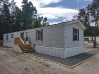 Building Photo - 1004 10th St