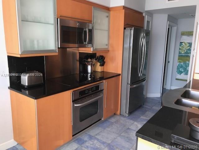 Building Photo - 6365 Collins Ave