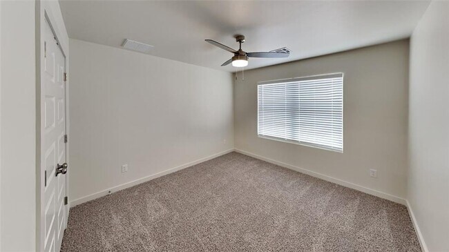 Building Photo - 8909 NW 109th Lane