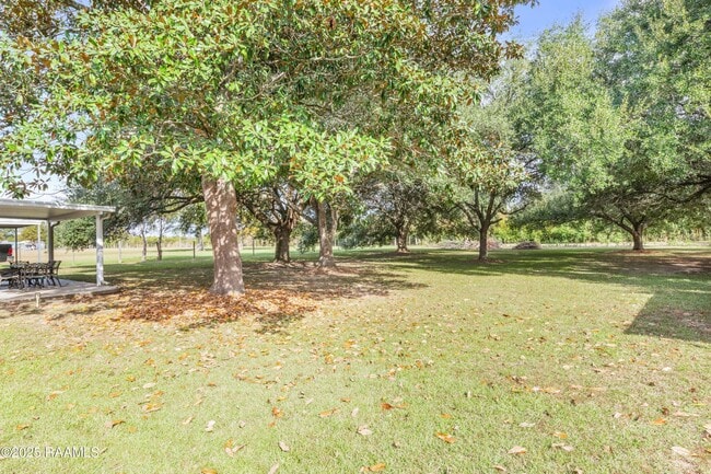 Building Photo - 1007 Baker Hughes Rd