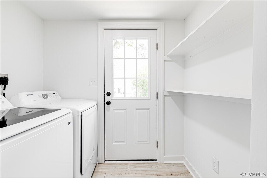 Building Photo - 1705 N 24th St