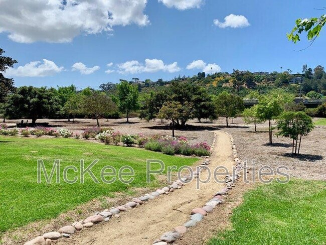 Building Photo - 5645 Friars Rd