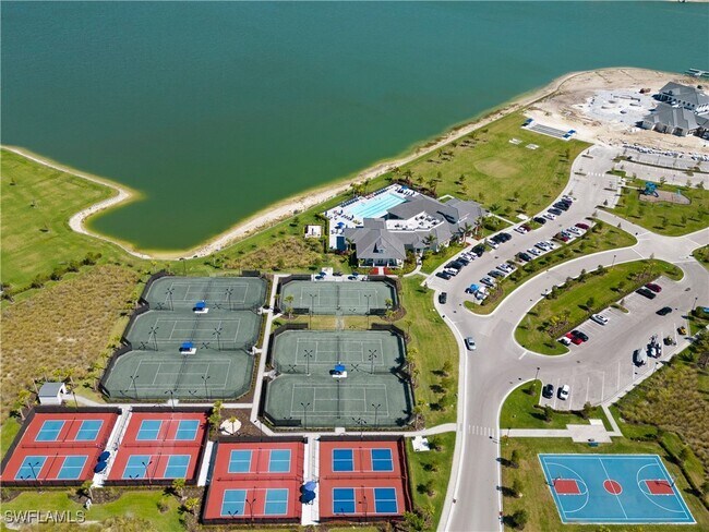 Building Photo - 13528 Blue Bay Cir