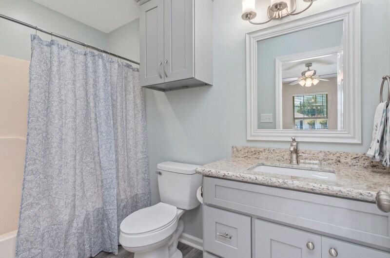 Building Photo - 109 Center Cir