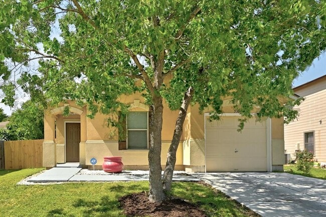 Primary Photo - 5307 Apple Orchard Ln