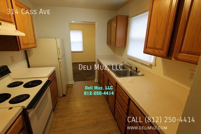 Building Photo - 314 Cass Ave