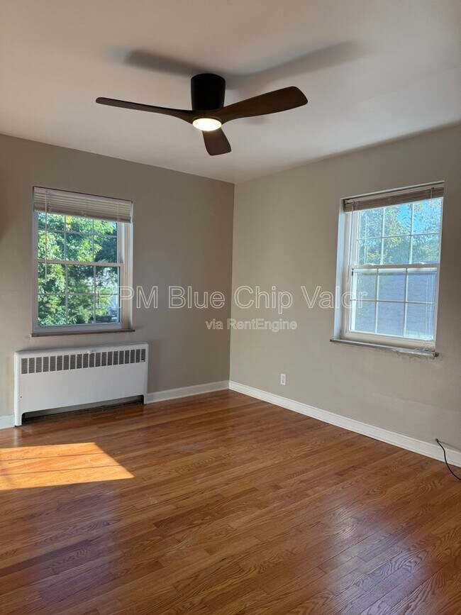 Building Photo - 6912 Murray Ave