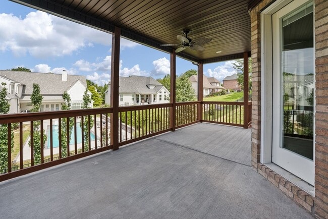 Building Photo - Newer Custom Brick Home in Lebanon