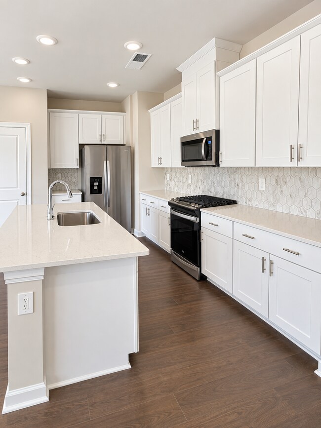 Building Photo - 112 Sentinel Ct