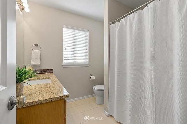 Building Photo - 5710 Olive Ave SE