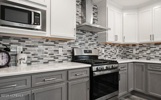 Building Photo - 303 Chestnut Dr