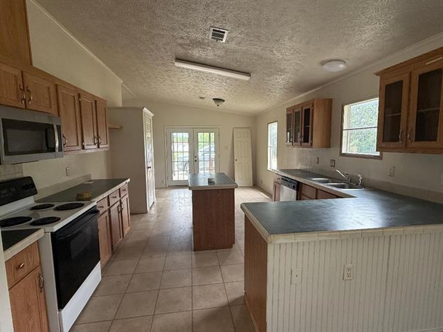Building Photo - 400 Watkins Trail