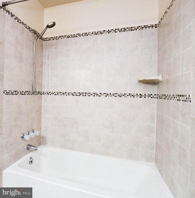 Building Photo - 7234 Tamo Ct