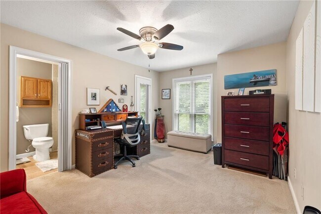 Building Photo - 525 Warm Springs Cir