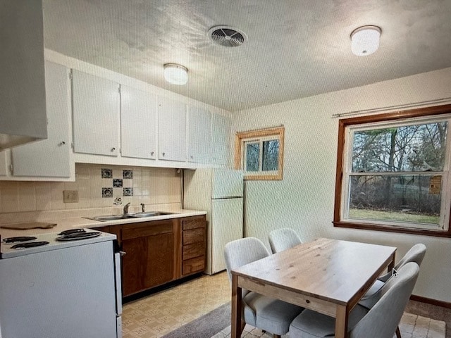 Building Photo - 719 Hanshaw Rd