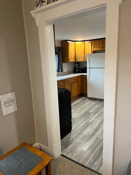 Building Photo - 14 1st St