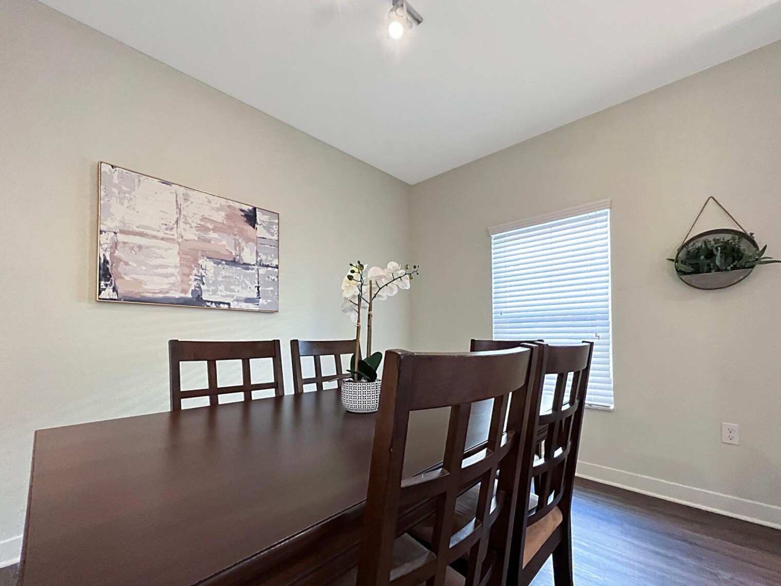 Building Photo - 2541 Brown Noddy Ln