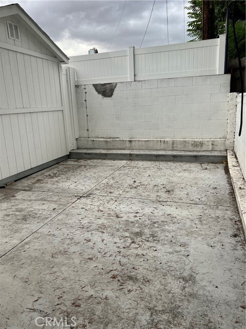Building Photo - 1298 N Dominion Ave