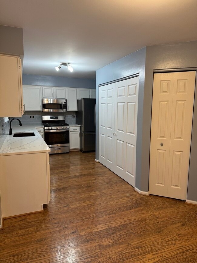 Building Photo - 2706 Steamboat Cir