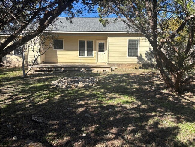 Building Photo - 3 Huckleberry Ln