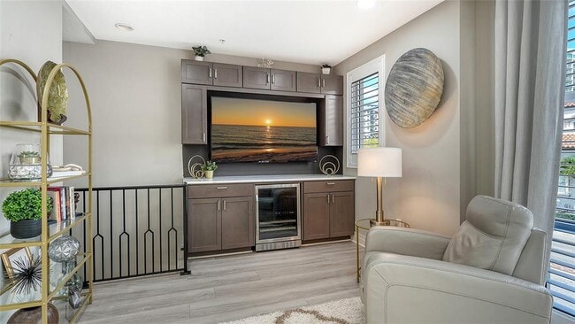 Building Photo - 235 Cocoanut Ave