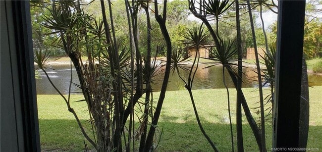 Building Photo - 8227 SE Croft Cir