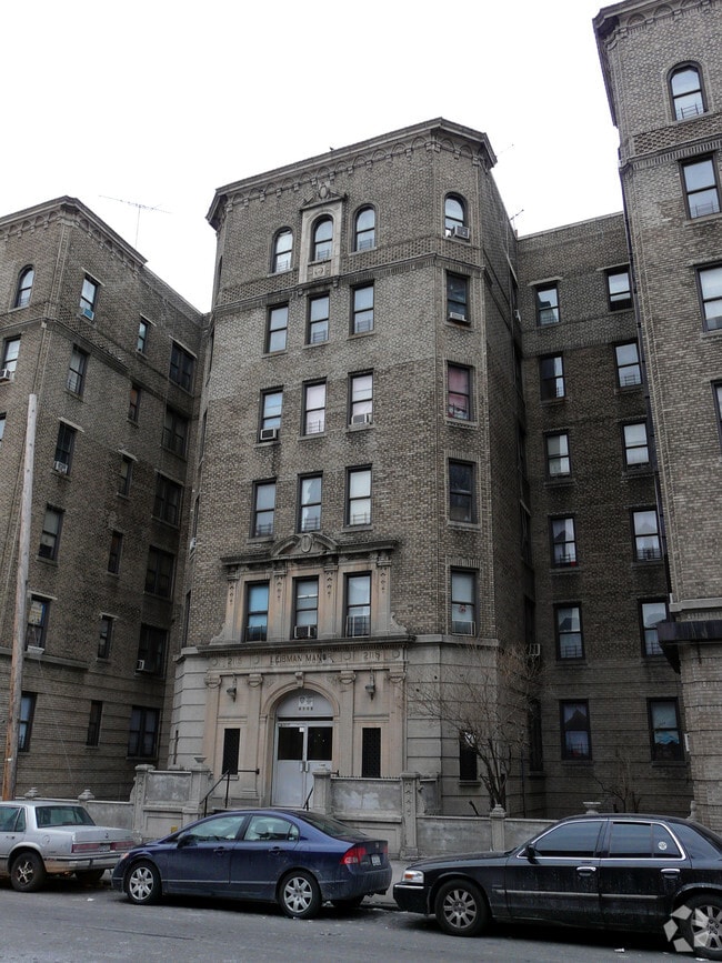 Primary Photo - 2115-2119 Ryer Ave