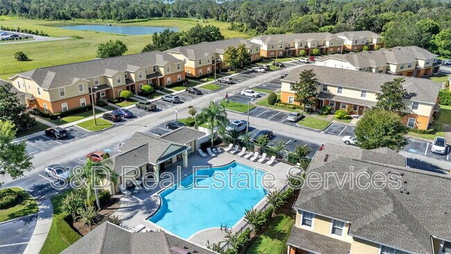 Building Photo - 4219 Winding Vine Dr