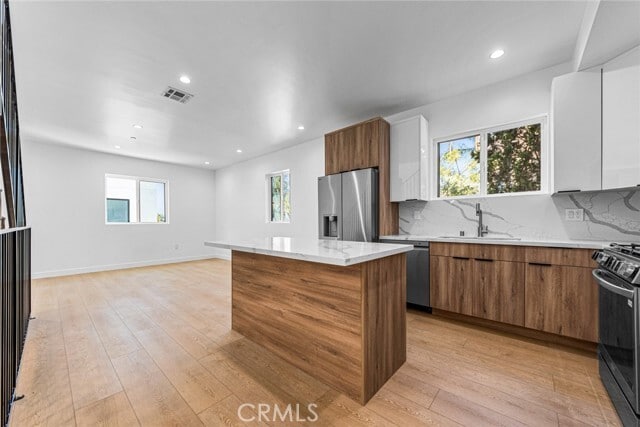 Building Photo - 1376 Edgecliffe Dr