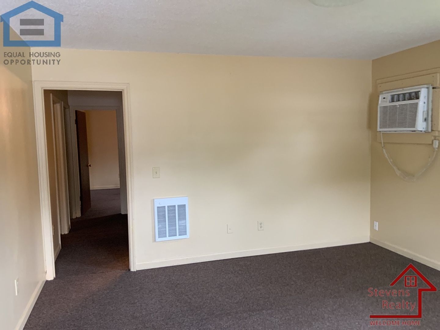 Building Photo - 1702 Olive St