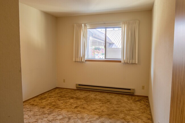 Building Photo - 110 Icicle Rd