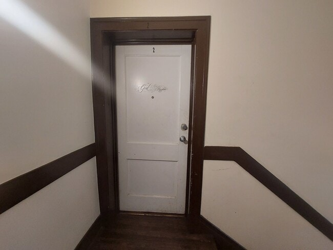 Building Photo - 3104 W 64th St