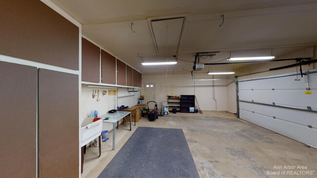 Building Photo - 2235 Prairie St