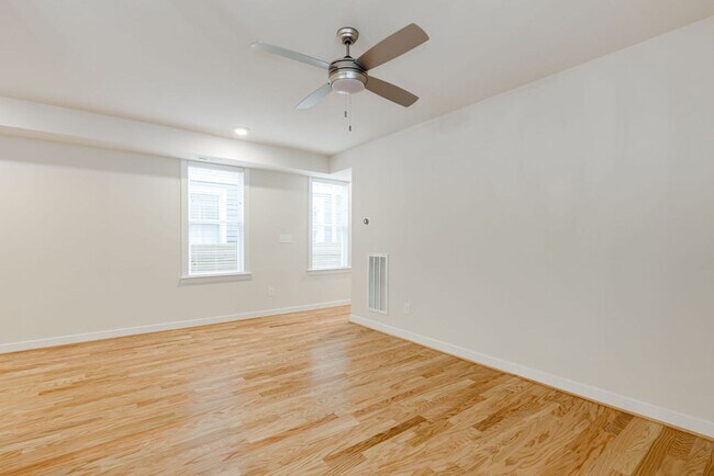 Building Photo - 1113 N 32nd St