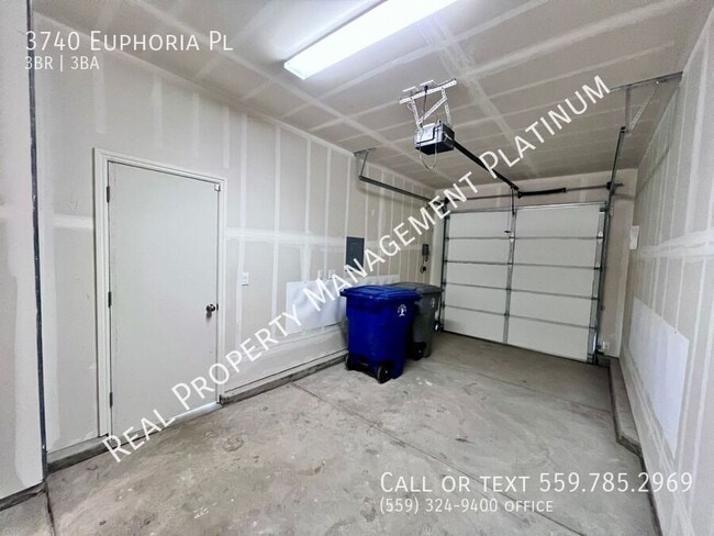 Building Photo - 3740 Euphoria Wy