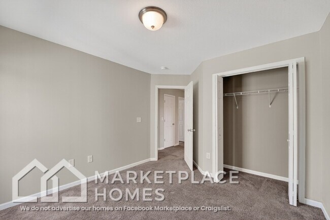 Building Photo - 1129 Cloud View Dr