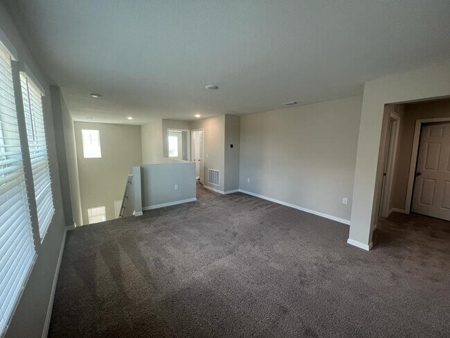 Building Photo - 7553 Peace Lily Ave