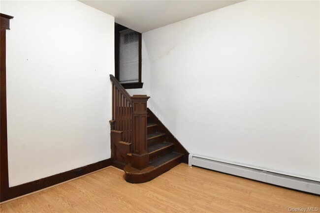 Building Photo - 28 Roosevelt Ave