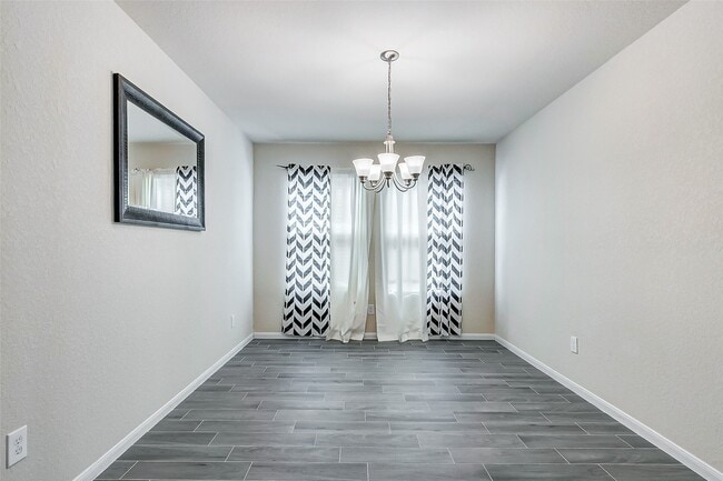 Building Photo - 21219 Fox Hillside Way