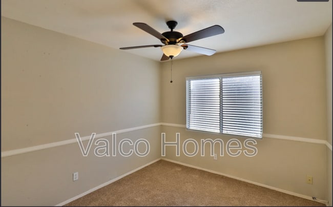 Building Photo - 6401 W Tether Trail