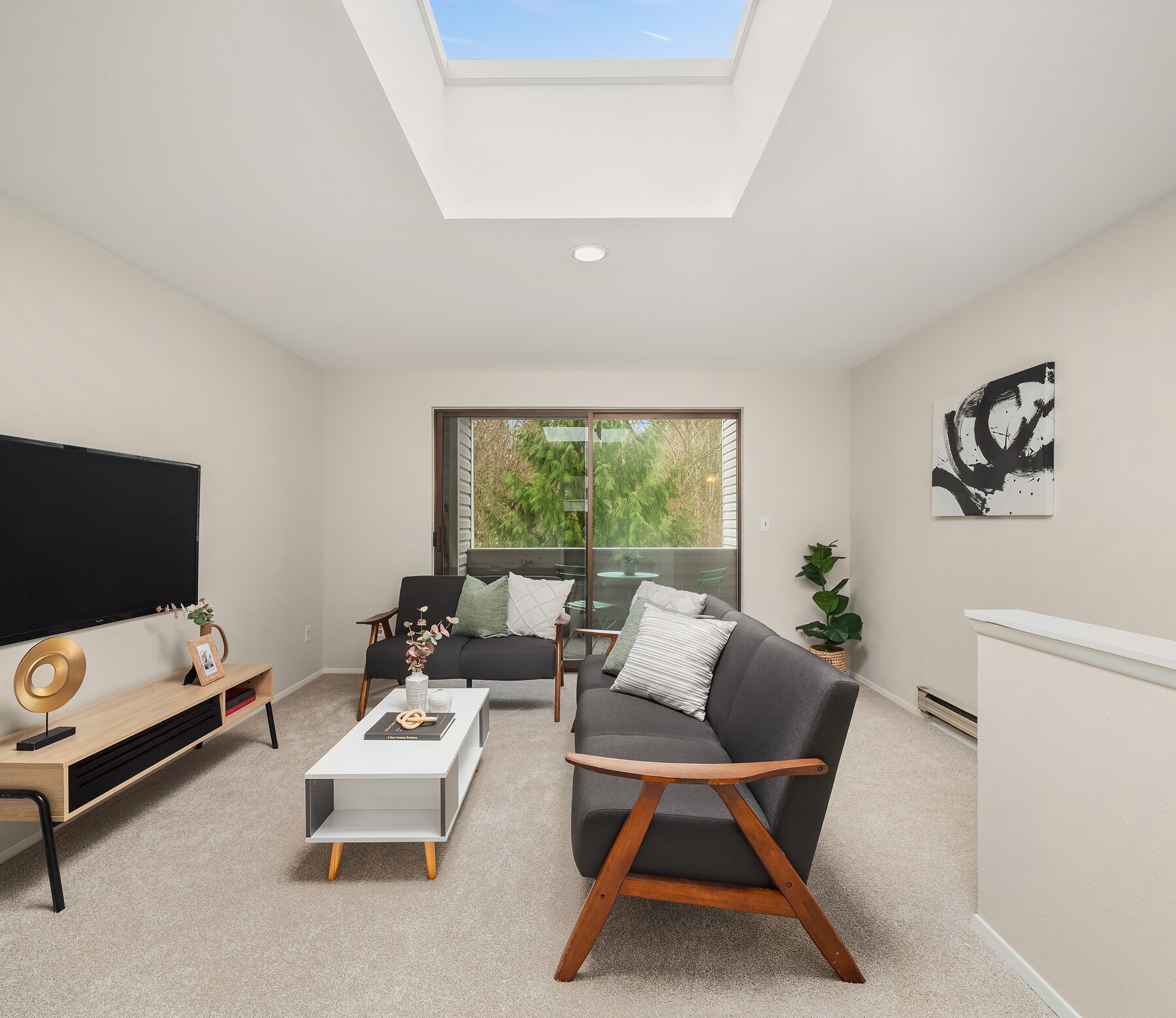 Entertainment room - 19805 15th Ave NE