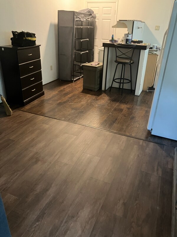 Building Photo - 720 Alexander St