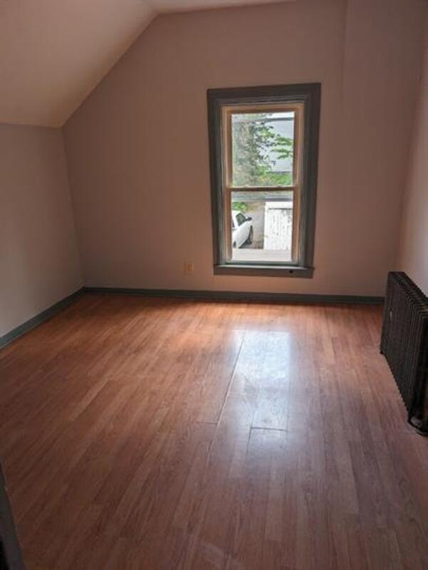 Building Photo - 126 N Orchard St
