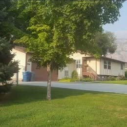 Building Photo - 635 E 200 N