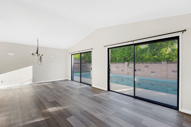 Building Photo - 5137 Chimineas Ave