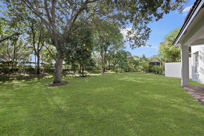 Building Photo - 8273 Emerald Winds Cir