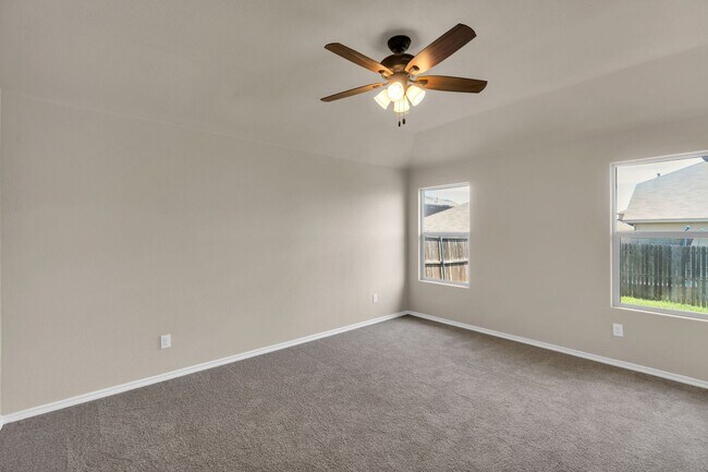 Building Photo - Welcome home!